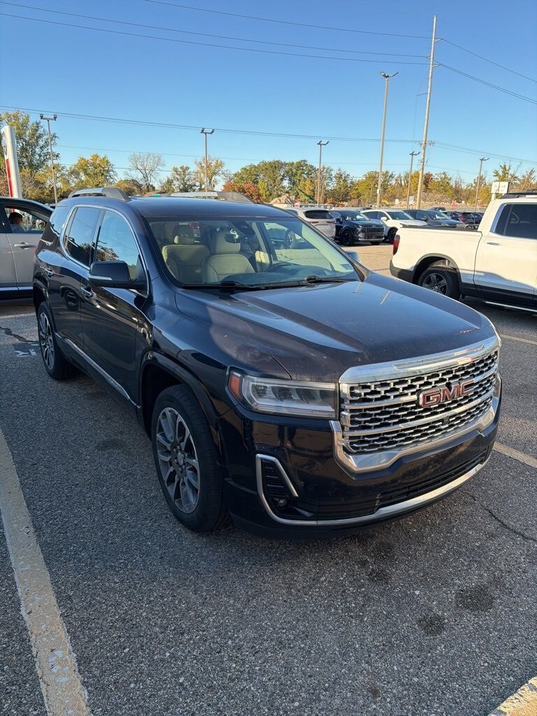 2022 Gmc Acadia Denali photo 3