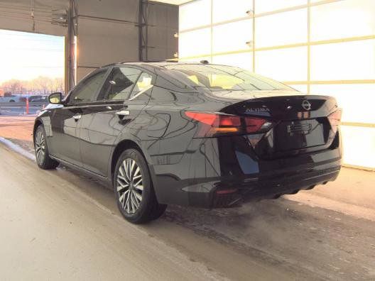 2024 NISSAN ALTIMA - Image 3