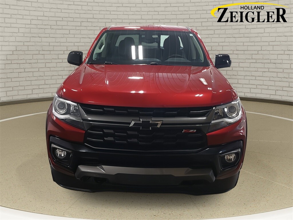 2021 Chevrolet Colorado Z71 photo 2
