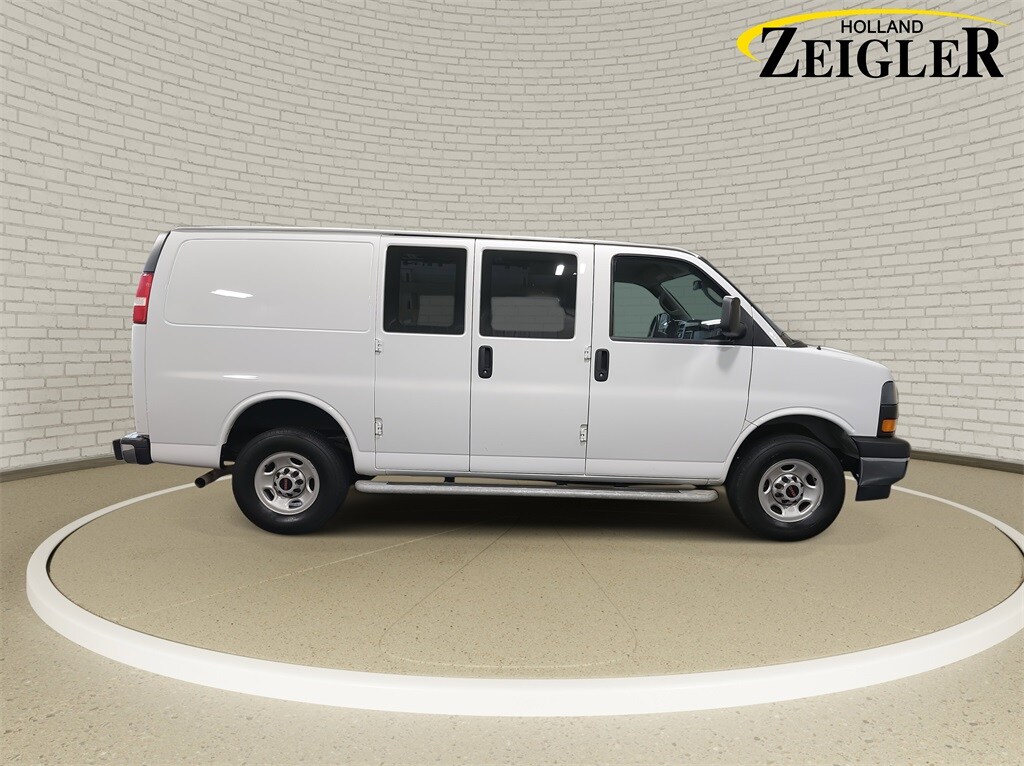 2023 Gmc Savana 2500 Cargo photo 4