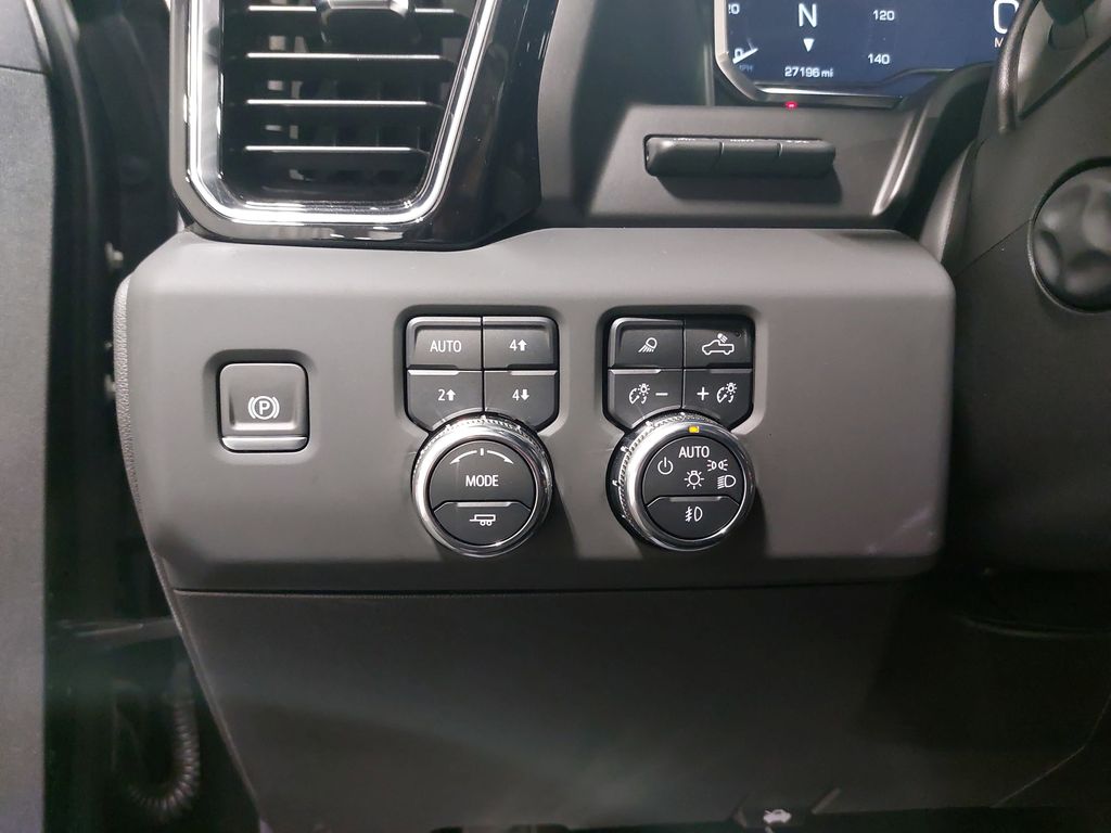 2025 GMC SIERRA - Image 27