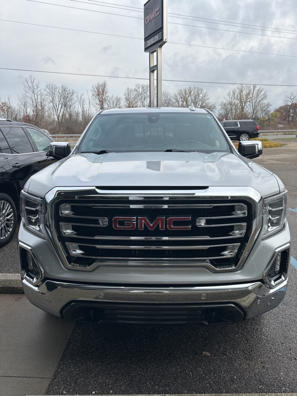 Used 2019 GMC Sierra 1500 SLT Truck