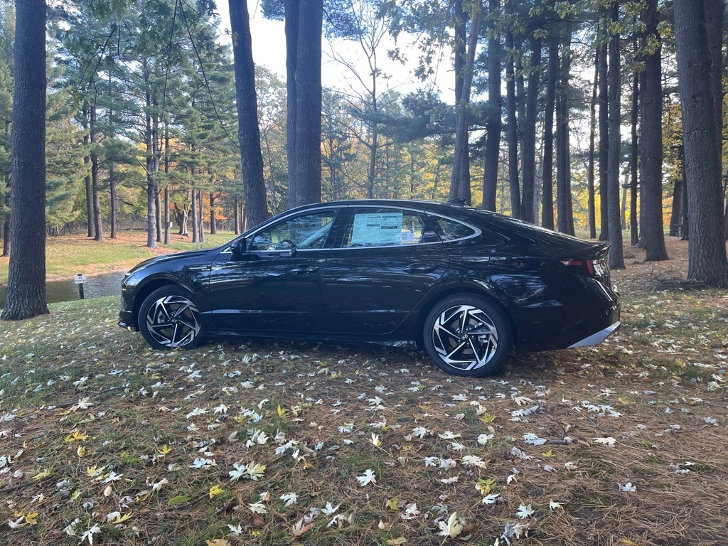New 2026 Hyundai Sonata SEL Sport Sedan