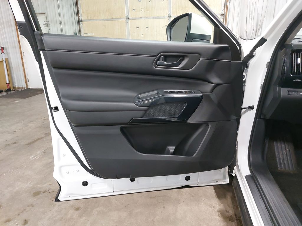 2023 NISSAN PATHFINDER - Image 28