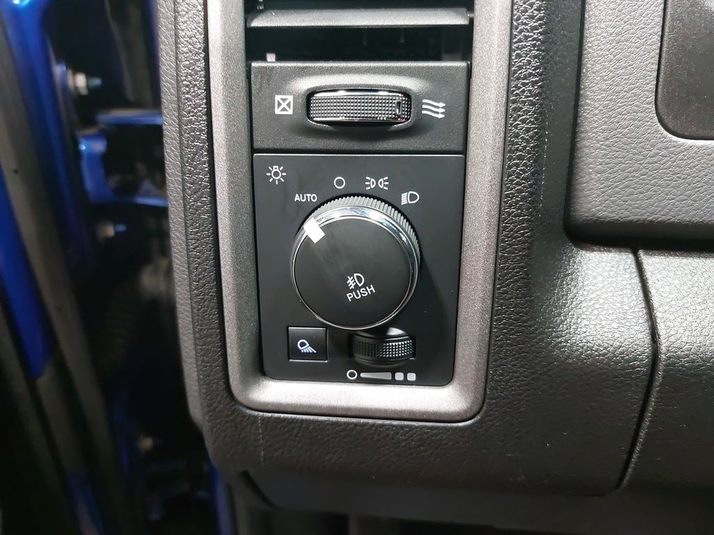 2017 RAM 1500 - Image 26