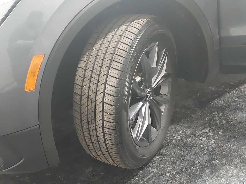 2023 VOLKSWAGEN TIGUAN - Image 33