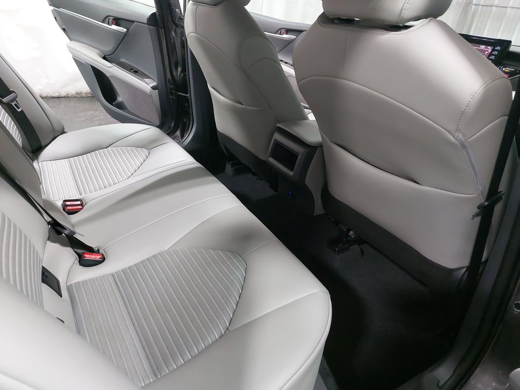 2024 TOYOTA CAMRY - Image 11