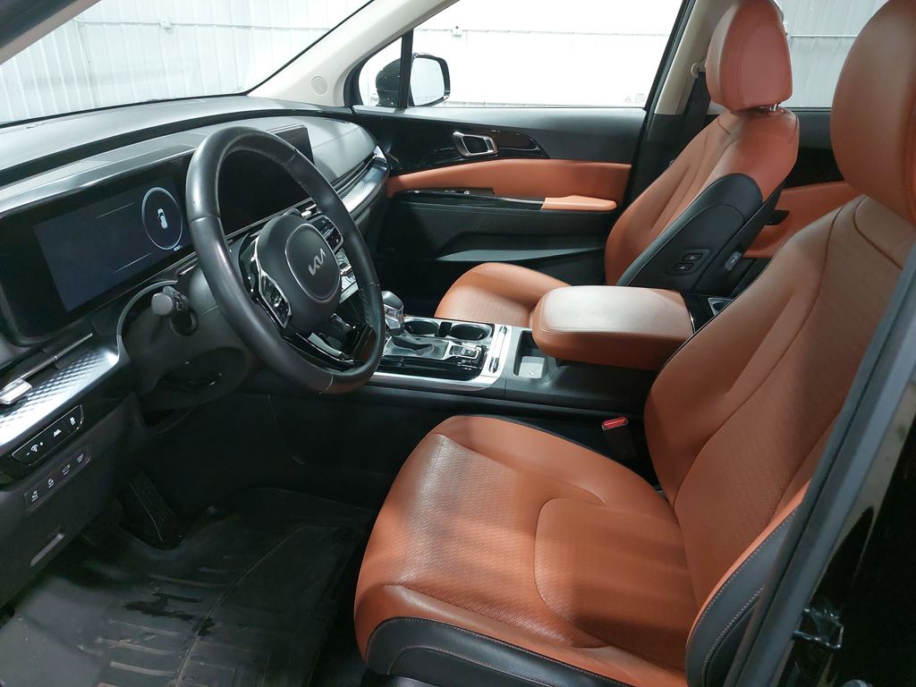 2024 KIA CARNIVAL - Image 16