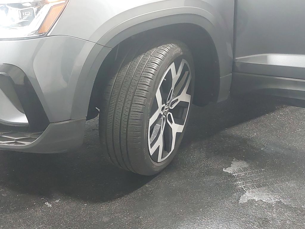 2022 VOLKSWAGEN TAOS - Image 33