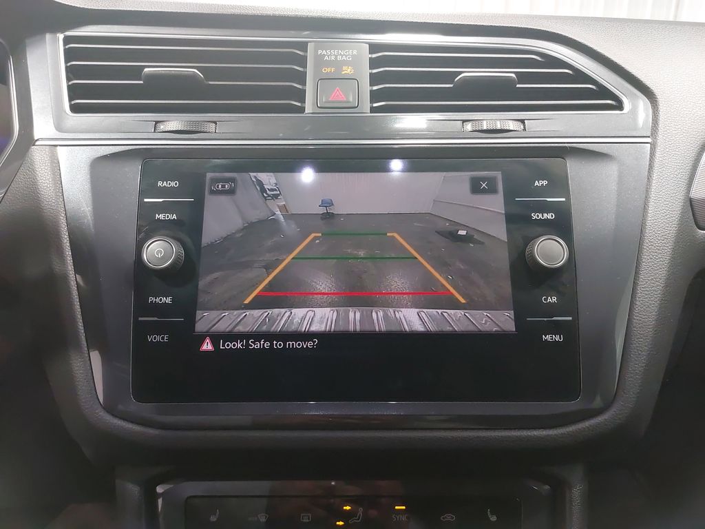 2023 VOLKSWAGEN TIGUAN - Image 24