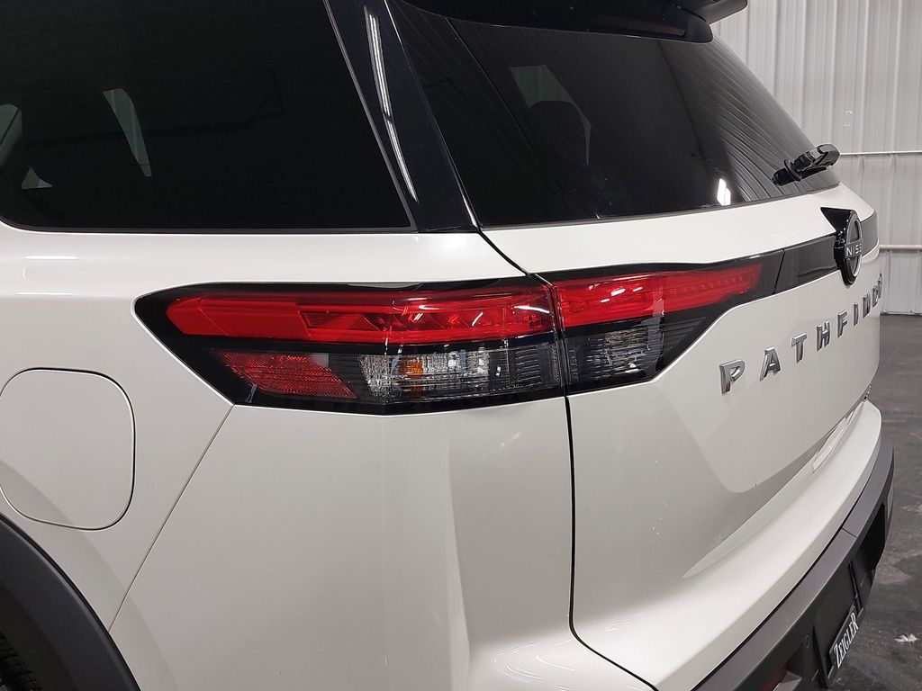 2023 NISSAN PATHFINDER - Image 35