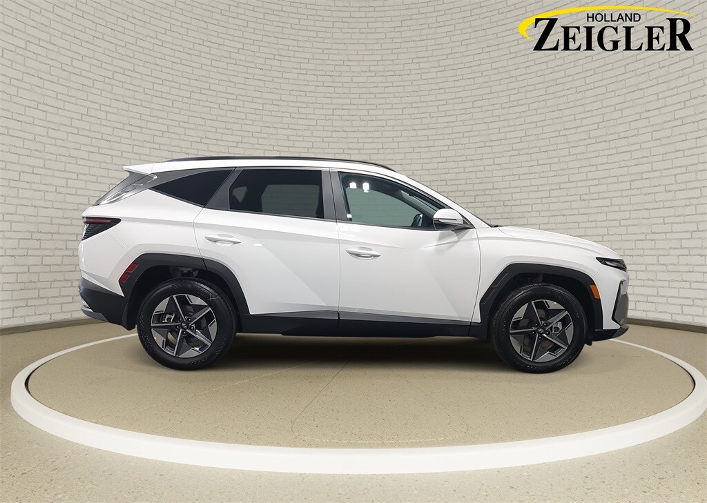 New 2026 Hyundai Tucson SEL Premium SUV