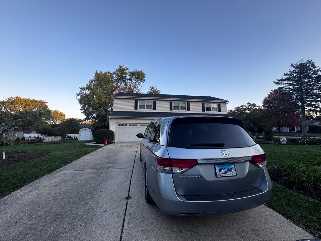 Used 2016 Honda Odyssey EX-L Minivan/Van