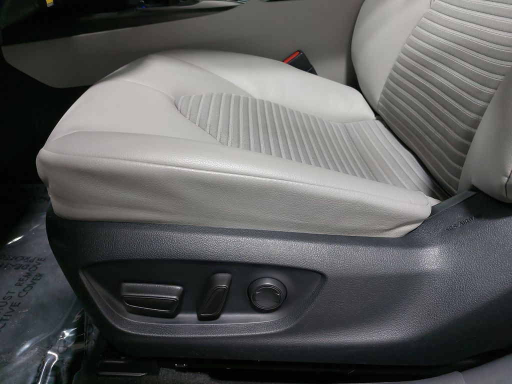 2024 TOYOTA CAMRY - Image 29