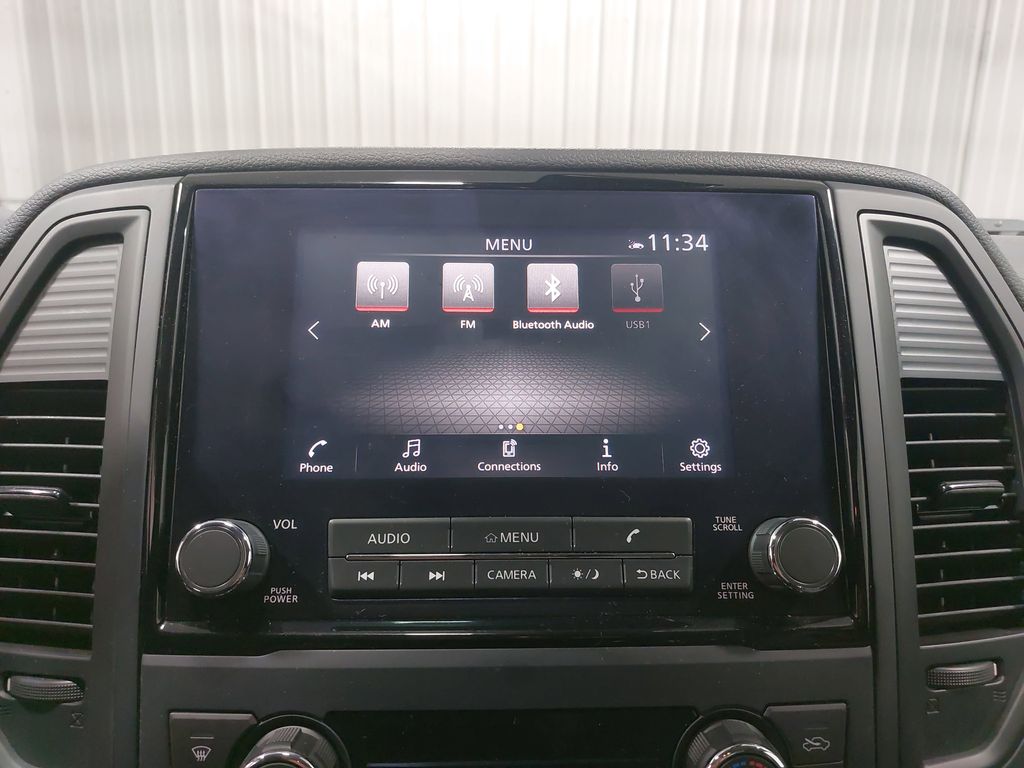 2024 NISSAN TITAN - Image 22