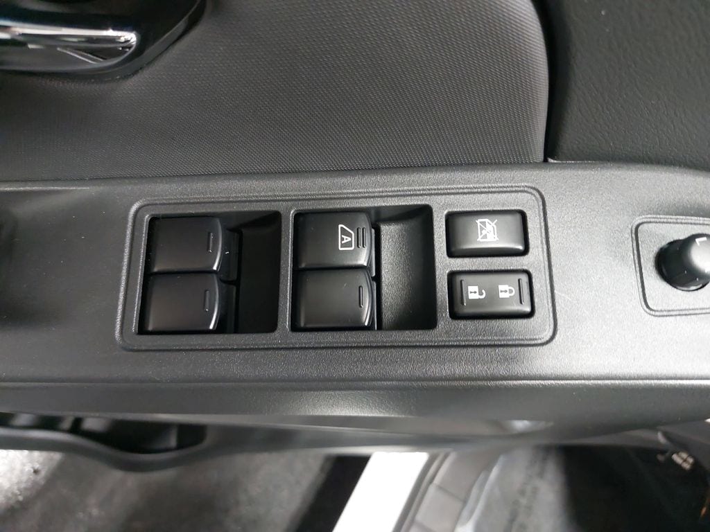 2024 NISSAN FRONTIER - Image 27