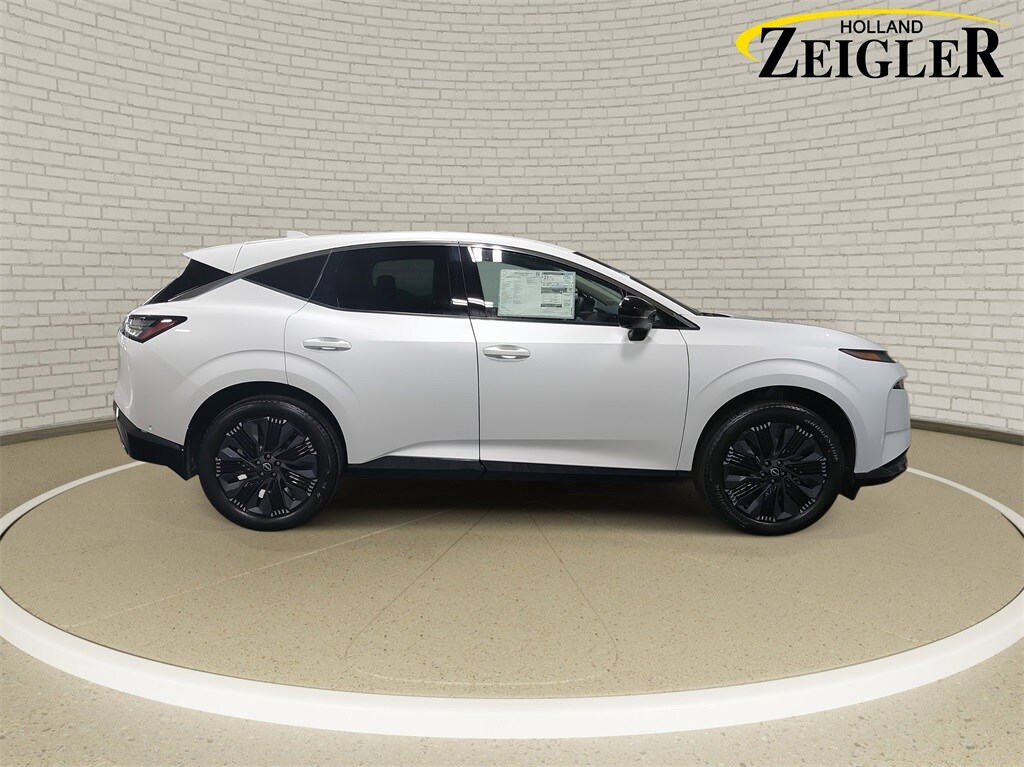 2025 Nissan Murano Platinum photo 3