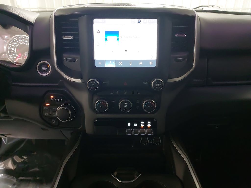 2022 RAM 1500 - Image 19