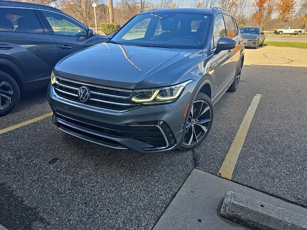 2022 Volkswagen Tiguan SEL R-LINE