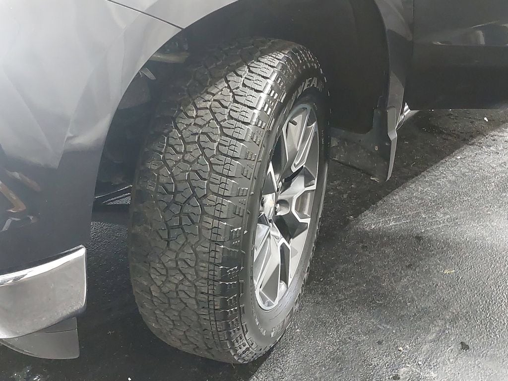 2022 CHEVROLET SILVERADO - Image 32