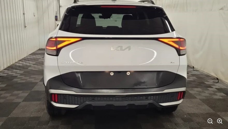 2023 Kia Sportage X-Line photo 4