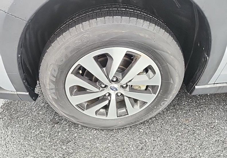 2025 SUBARU OUTBACK - Image 8