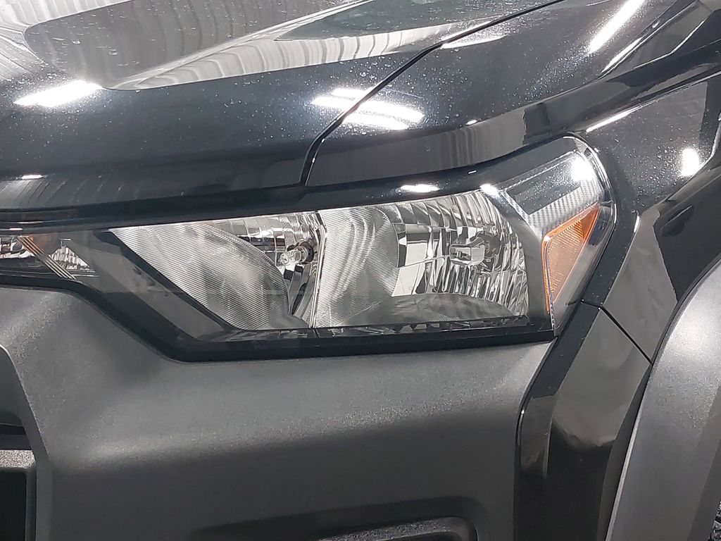 2023 CHEVROLET COLORADO - Image 30