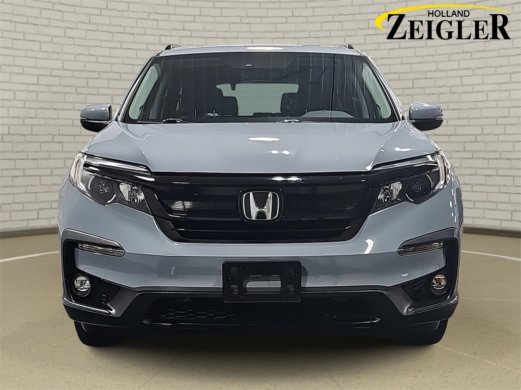 Used 2022 Honda Pilot SE with VIN 5FNYF6H27NB043432 for sale in Holland, MI