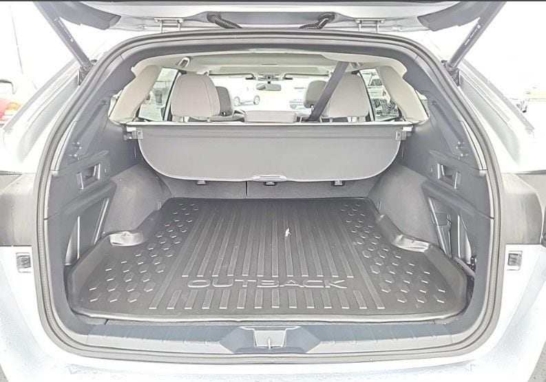 2025 SUBARU OUTBACK - Image 16