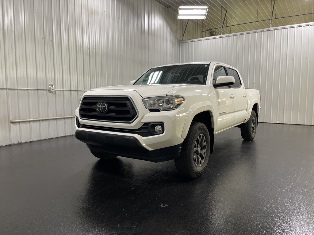 Used 2021 Toyota Tacoma SR5 with VIN 3TYCZ5AN8MT031787 for sale in Holland, MI