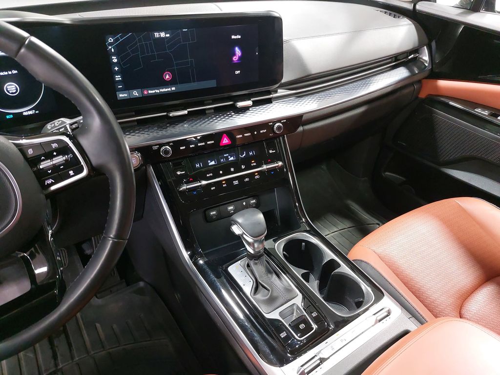 2024 KIA CARNIVAL - Image 27