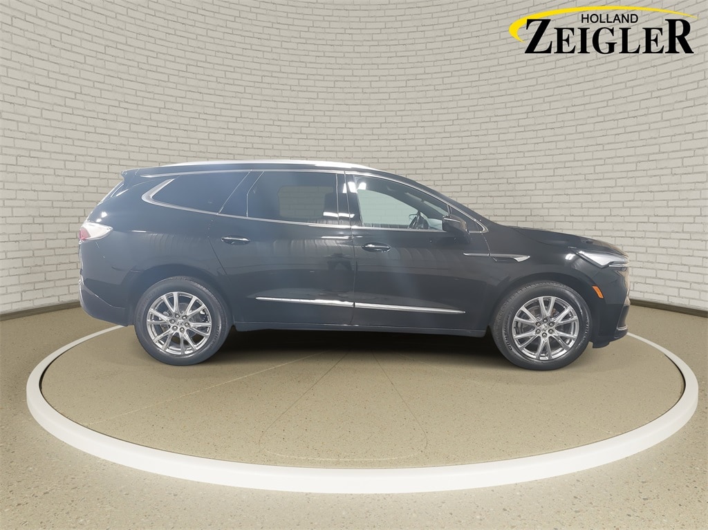 Used 2023 Buick Enclave Essence SUV