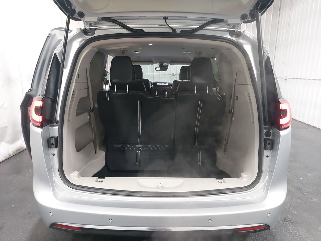 2024 CHRYSLER PACIFICA - Image 13