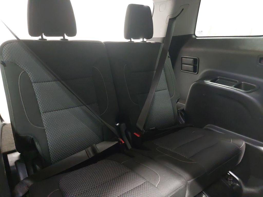 2023 GMC ACADIA - Image 12