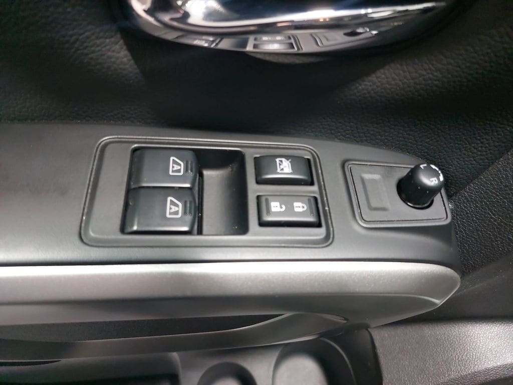 2024 NISSAN TITAN - Image 27