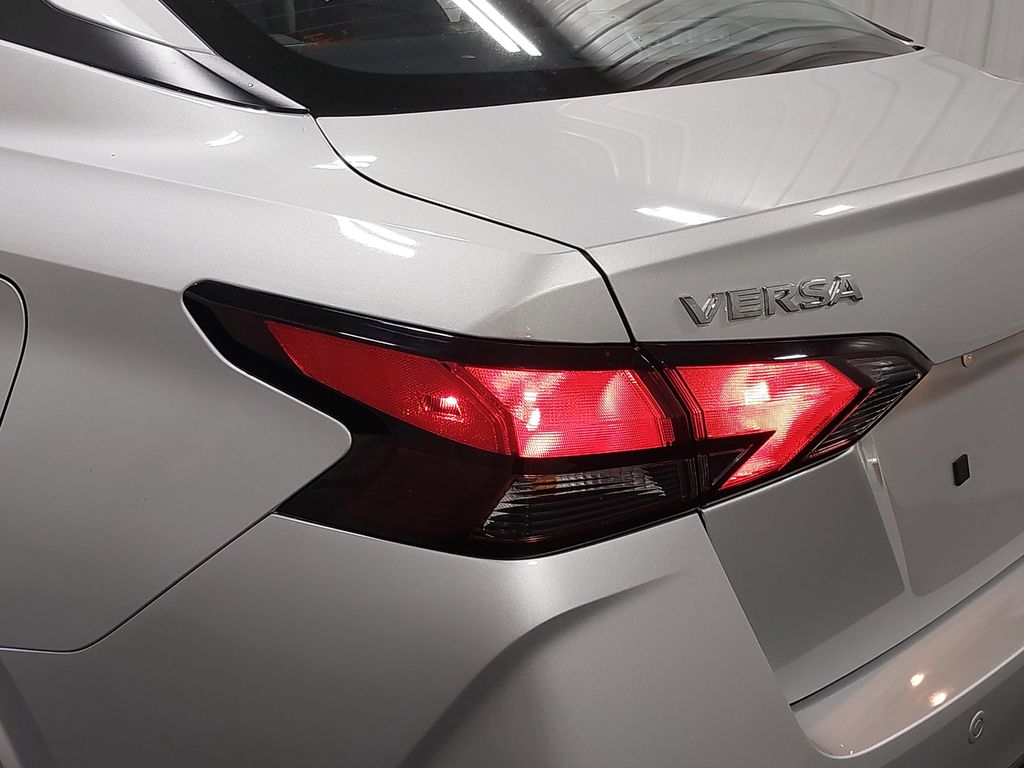 2025 Nissan Versa Sedan SV - Photo 33