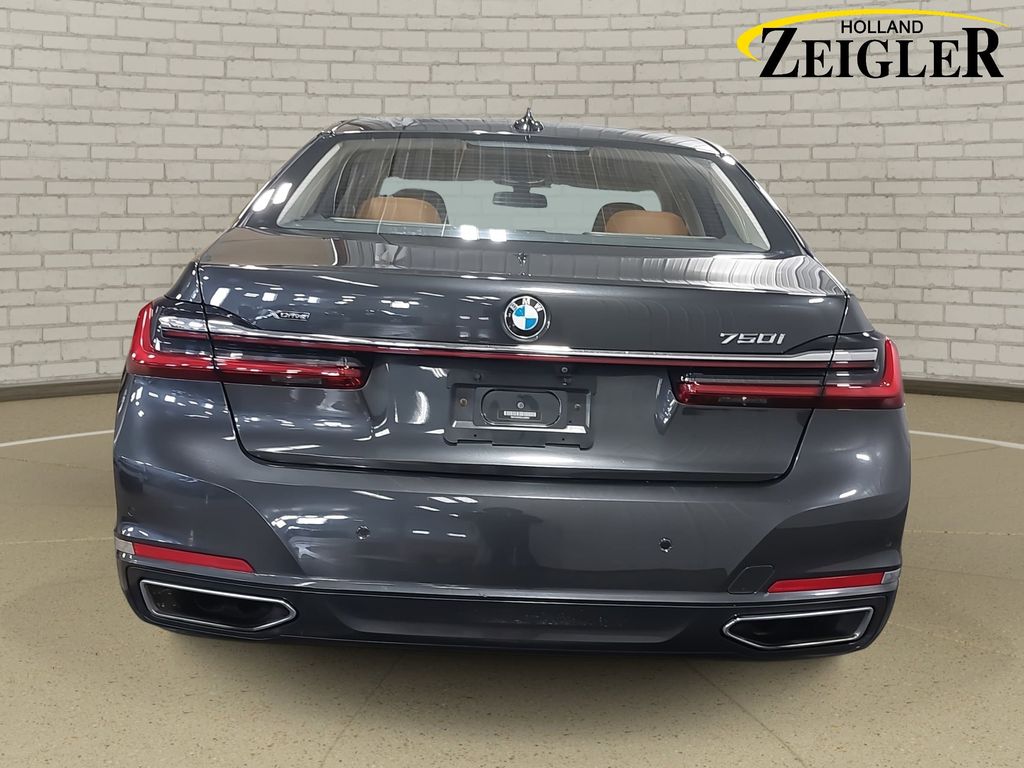 2020 BMW 750I - Image 6