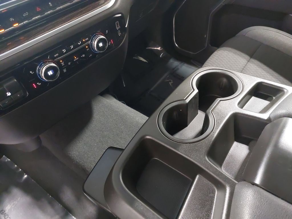 2022 GMC SIERRA - Image 25