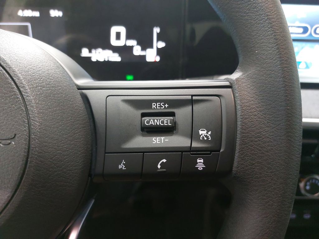 2025 NISSAN KICKS MPV - Image 17