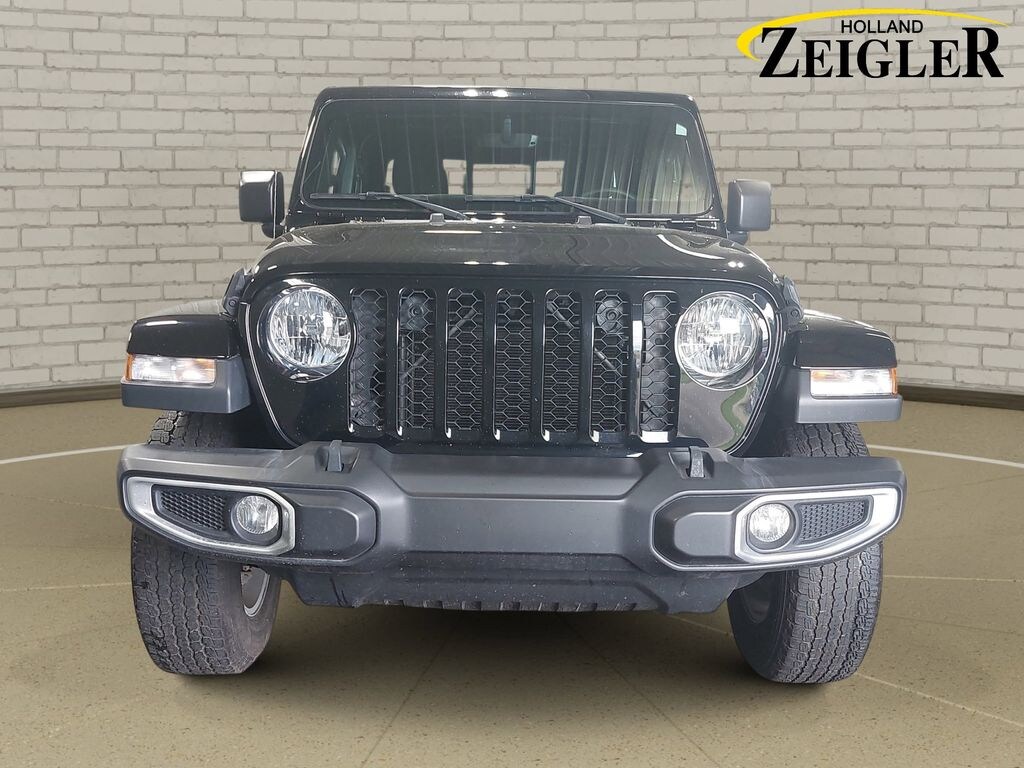 Used 2022 Jeep Gladiator Sport Truck