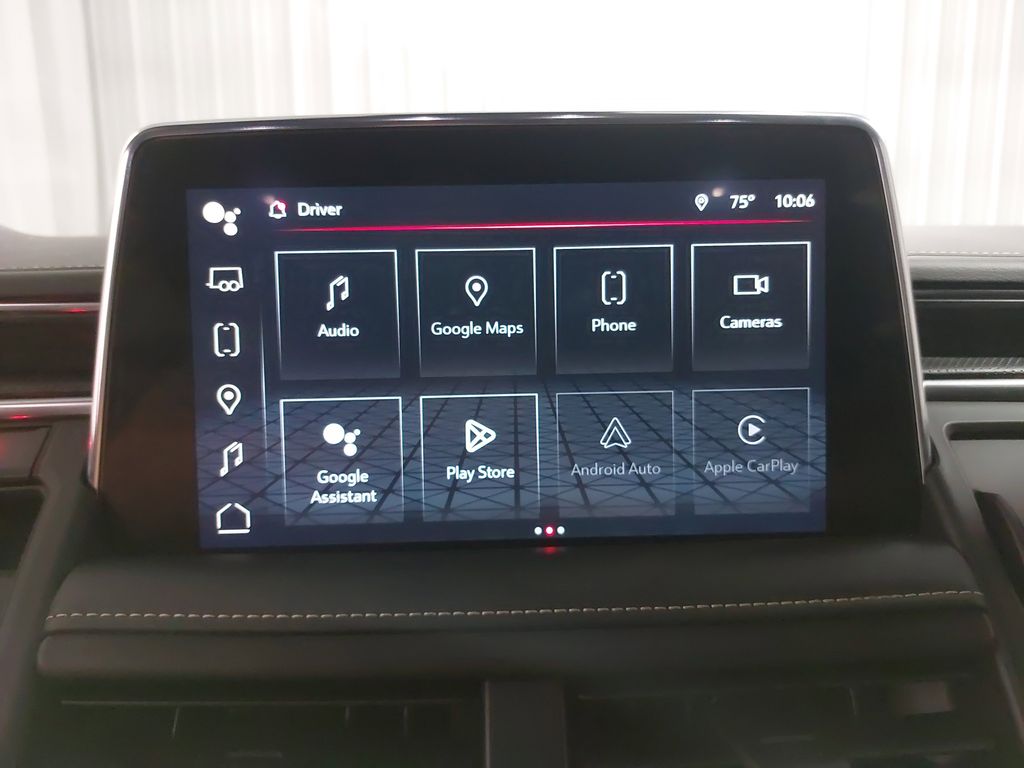 2023 GMC YUKON - Image 24