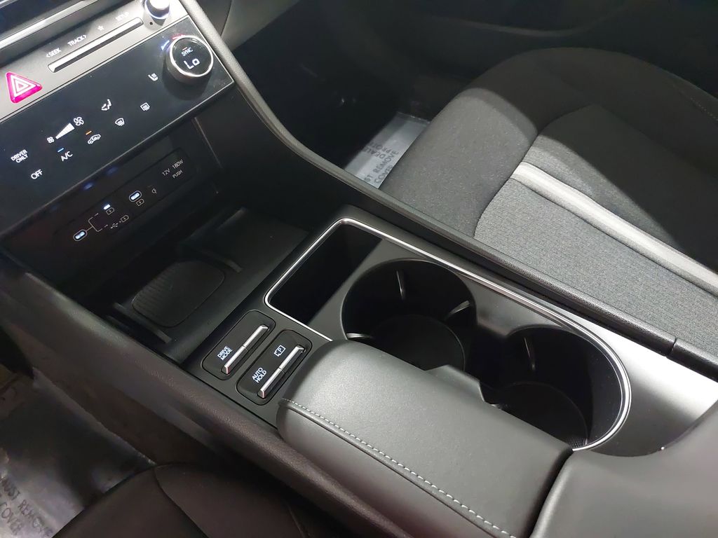 2025 HYUNDAI SONATA - Image 24