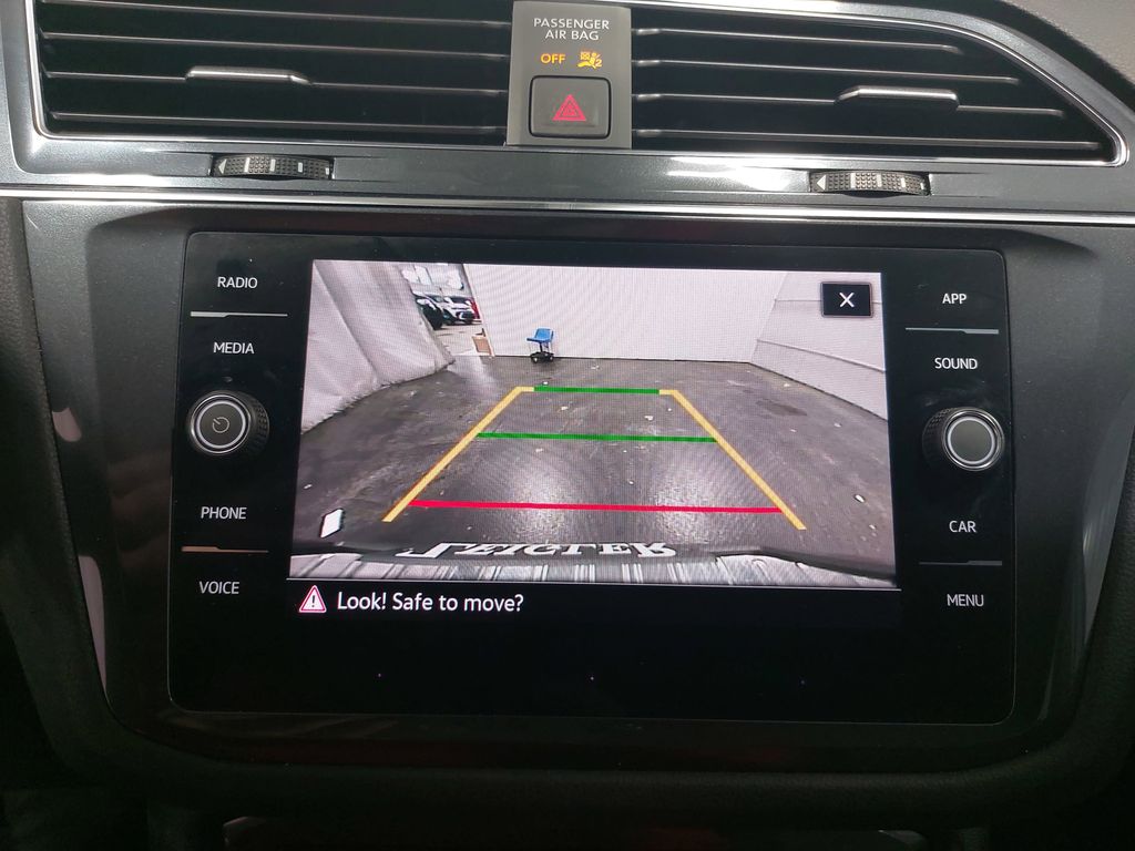 2022 VOLKSWAGEN TIGUAN - Image 23