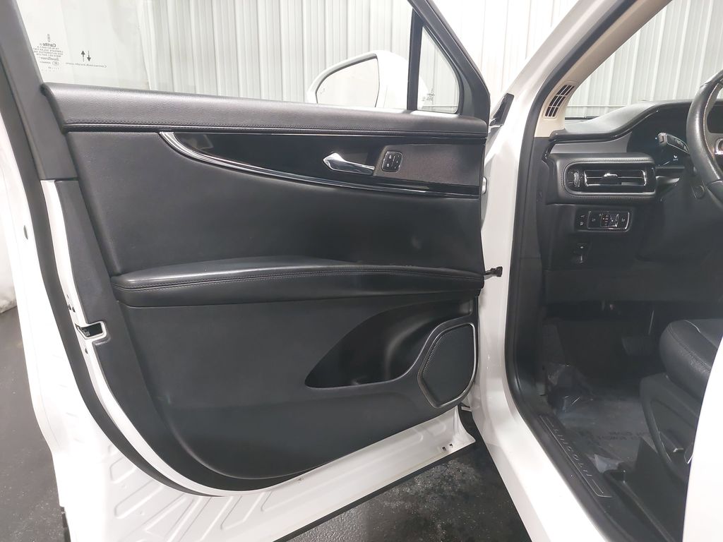 2023 LINCOLN NAUTILUS - Image 27