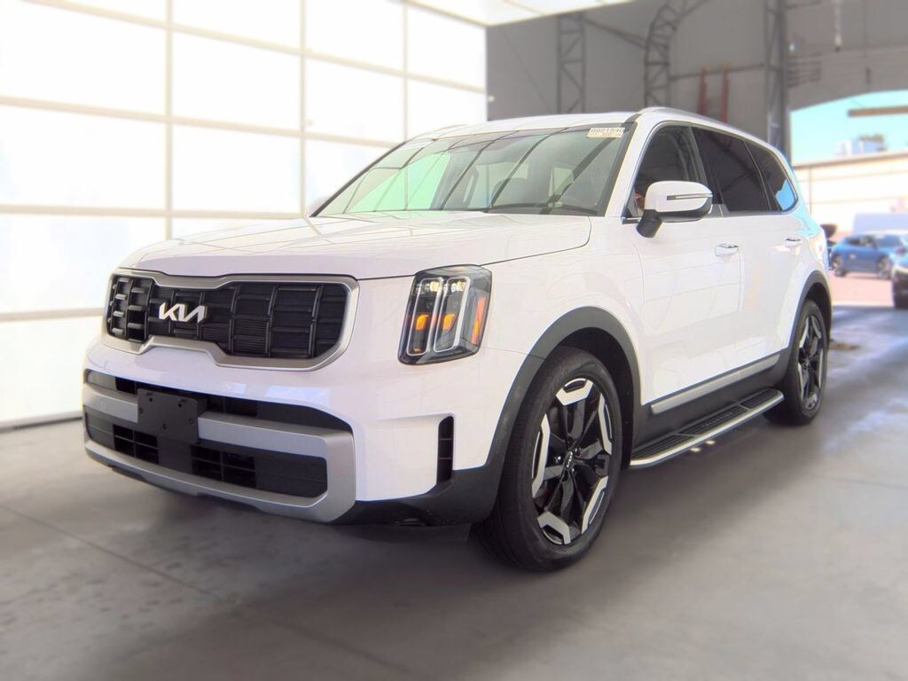Used 2024 Kia Telluride S SUV
