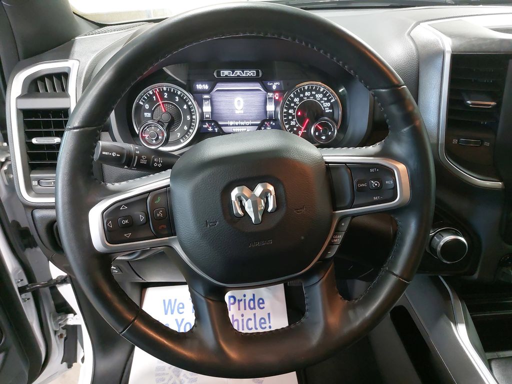 2021 RAM 1500 - Image 17