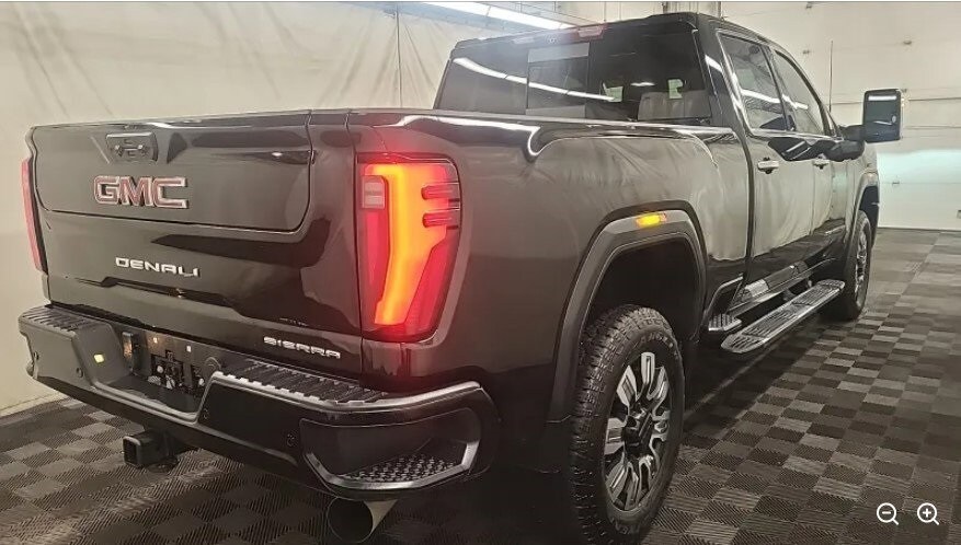 2024 Gmc Sierra HD Denali photo 4