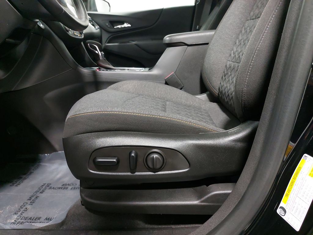 2023 CHEVROLET EQUINOX - Image 30