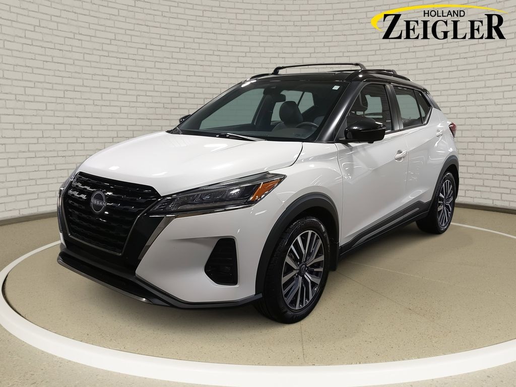 Used 2023 Nissan Kicks SR SUV