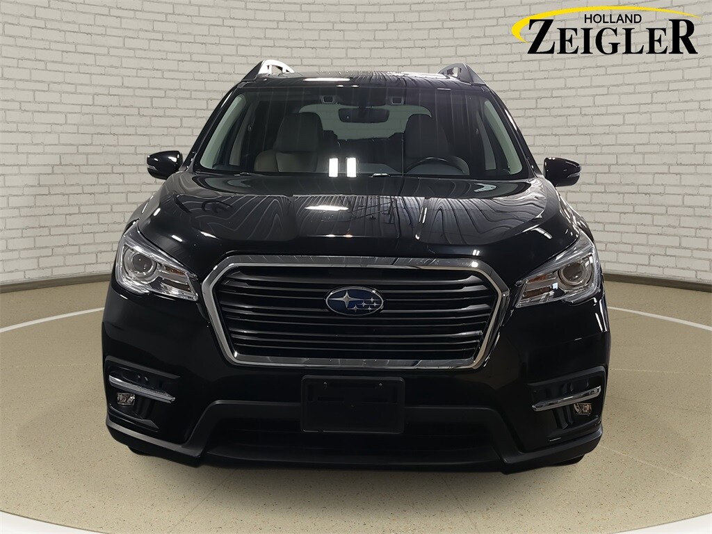 2022 Subaru Ascent Limited photo 2